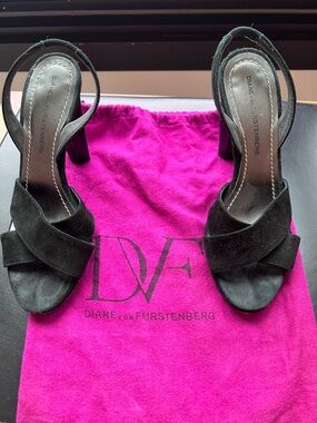 Diane Von Furstenberg Black Suede Crisscross Block Heel Slingbacks